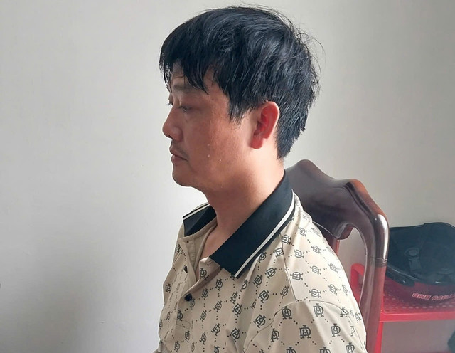 Đối tượng Dương Ngọc Duy tại cơ quan Công an. w-bat-doi-tuong-tao-ton-cuop-ngan-hang-luc-giua-trua-o-vung-tau-69014-673.jpg