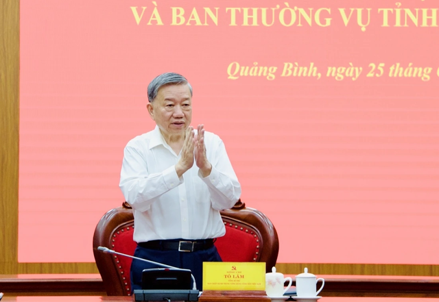 Tổng Bí thư Tô Lâm chủ trì buổi làm việc. Ảnh: Văn Hiếu. tbt-4.jpg