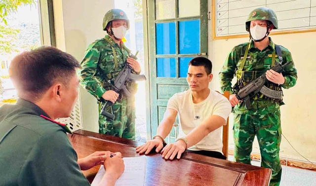 Ngoài vận chuyển thuê, các đối tượng còn ma ma tuý về bán kiếm lời. mt2.jpg