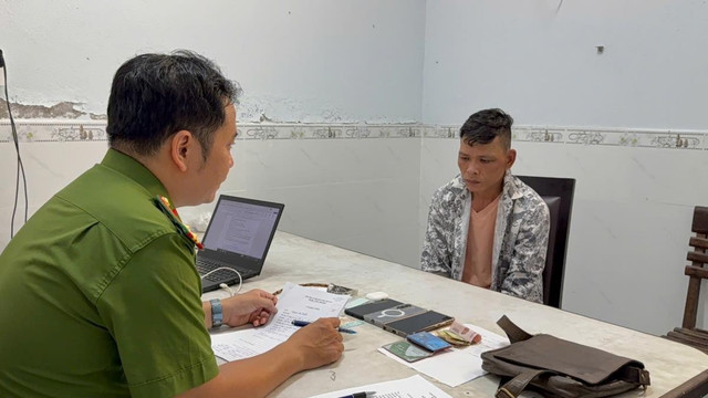 Nguyễn Đức Thành – đối tượng cầm đầu đường dây chuyên trộm cắp, tiêu thụ xe máy tại cơ quan Công an. Ảnh: CACC. z6827339994164-45cd7de9b6715b5ce821dd1f2f52c4e7.jpg