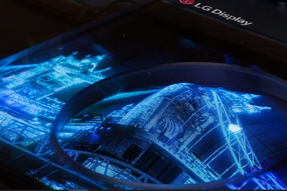 Ánh sáng micro-LED 40 micromet đảm bảo hiển thị ổn định trong môi trường khắc nghiệt.(Ảnh: designboom)