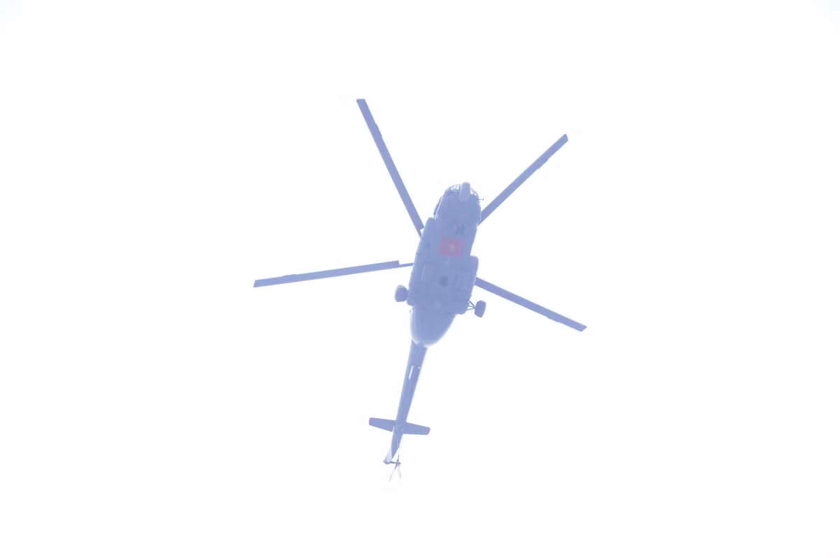 Trong thời gian qua các đơn vị của Quân chủng Phòng không - Không quân đã ngày đêm luyện tập, nghiên cứu địa hình, lập kế hoạch bay kỹ lưỡng để chuẩn bị sẵn sàng cho đại lễ sắp tới.