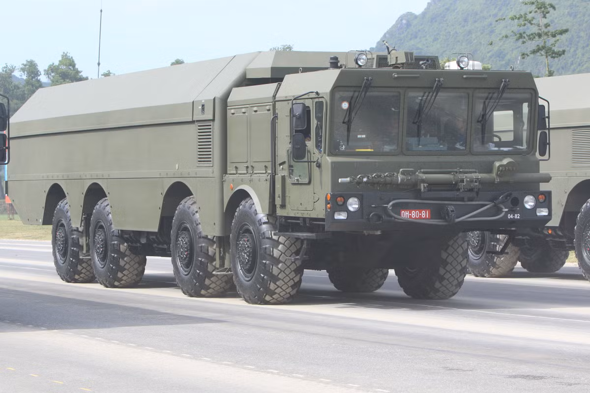 Các tổ hợp tên lửa bờ của Quân chủng Hải quân.