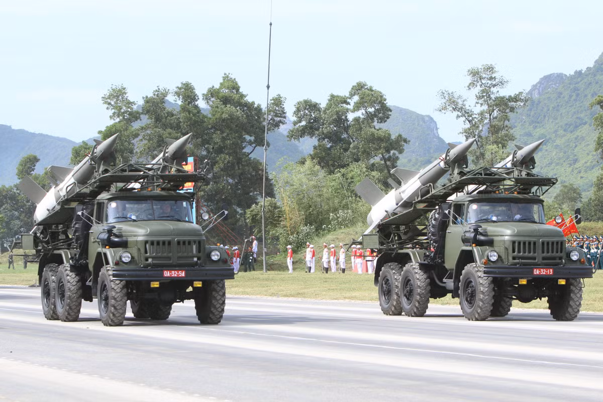 Tổ hợp tên lửa phòng không S-125-VT phiên bản do Việt Nam hiện đại hoá, có những tính năng nổi bật, khả năng cơ động, hiệu quả, chiến đấu cao.