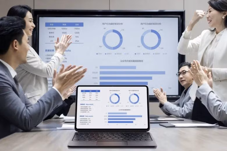 Đây là một mức giá tương đối hấp dẫn so với những gì mà chiếc nubia Pad Pro này mang lại cho người dùng, từ một thiết kế cao cấp, màn hình sáng đẹp, hiệu năng mạnh mẽ và viên pin dung lượng khủng. Bạn đọc có thể tham khảo chi tiết giá bán đang được sale của sản phẩm tại Shopee Mall.