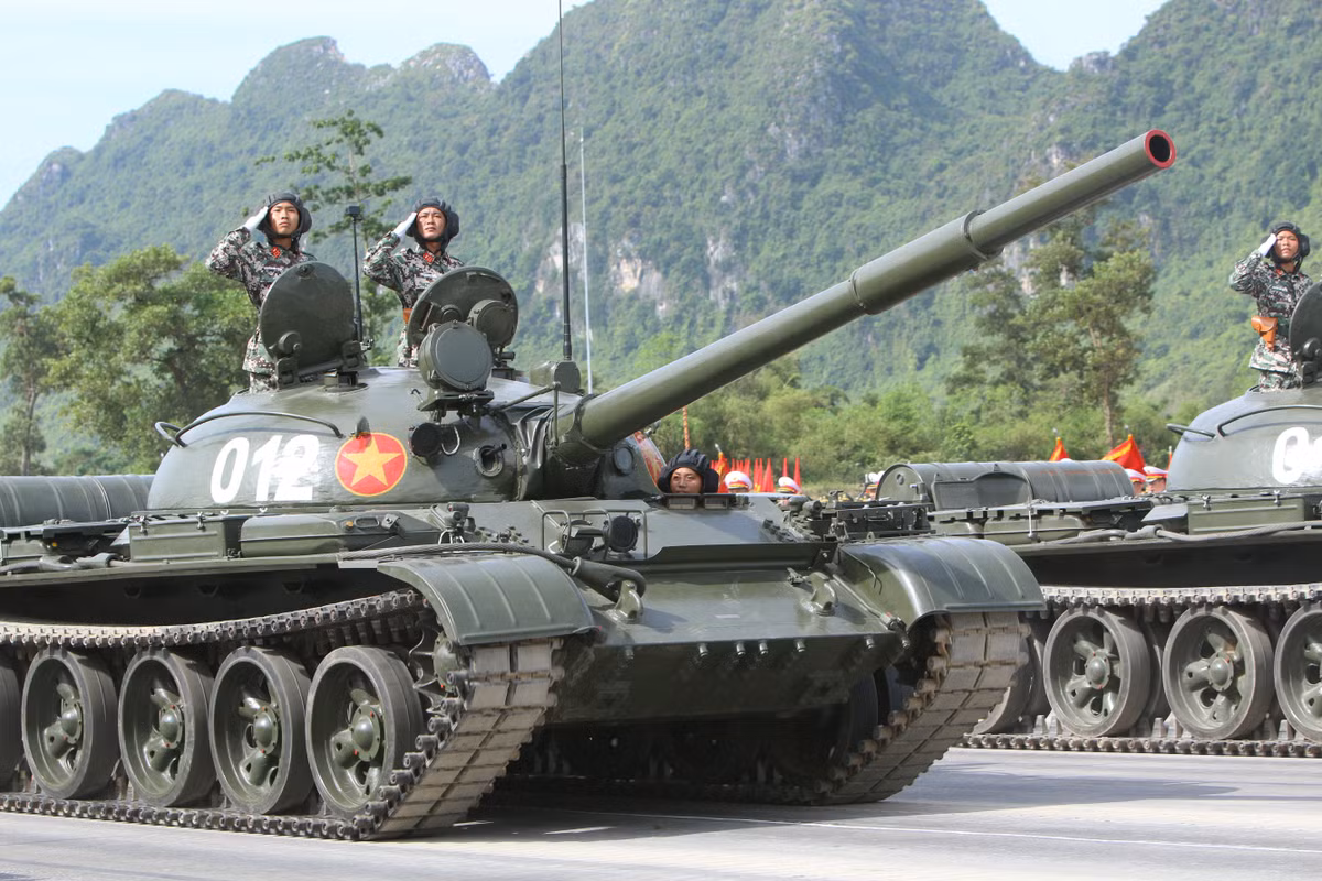 Xe tăng T-62 của Quân đội nhân dân Việt Nam.