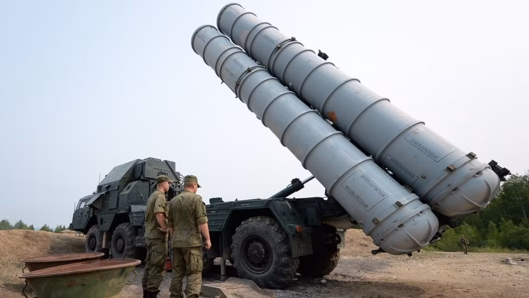Theo Bộ Tổng tham mưu Ukraine, việc phá hủy hệ thống S-300 được cho là một đòn giáng mạnh vào khả năng tấn công tầm xa của Nga, làm suy giảm khả năng của Moskva trong việc nhắm đến các vị trí quân sự cũng như cơ sở hạ tầng khác tại khu vực này.