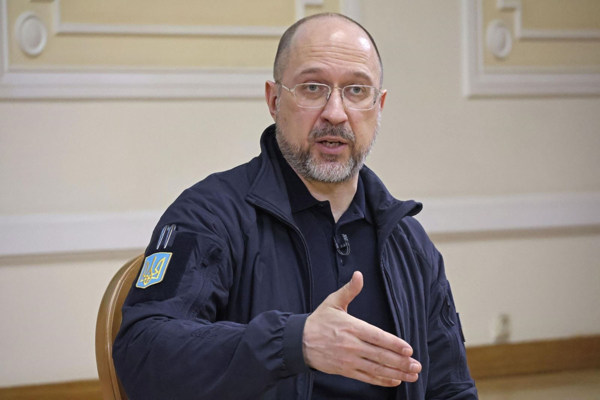 Với áp lực tài chính nặng nề, Ukraine nhấn mạnh 120 tỷ USD là điều kiện sống còn để duy trì quân đội, nhưng giải pháp tịch thu tài sản Nga đang gây nhiều tranh luận (trong ảnh: Bộ trưởng Quốc phòng Ukraine Denis Shmygal phát biểu trong một cuộc họp báo ở Kiev). Ảnh: Kyodo/TTXVN