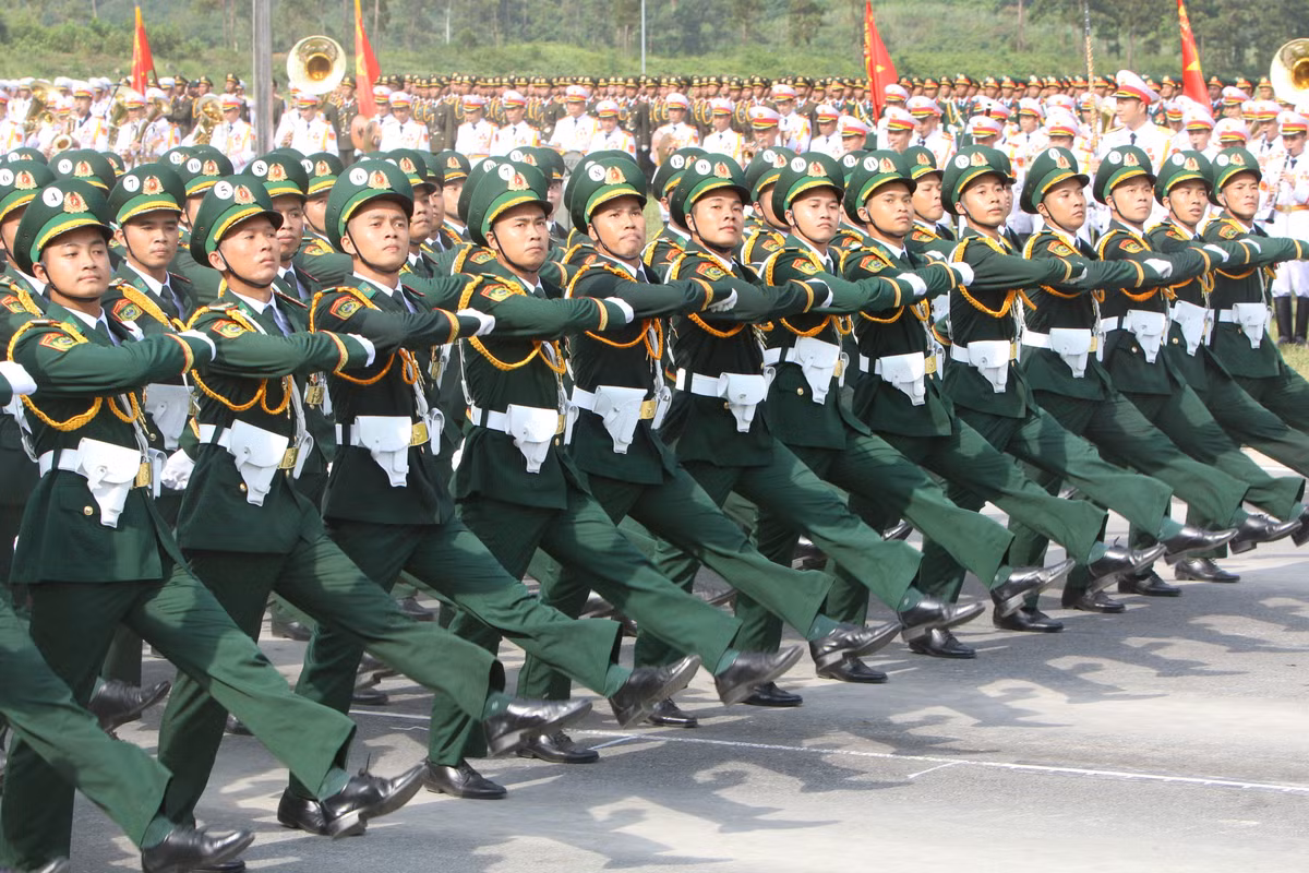 Nội dung diễu binh, diễu hành có sự tham gia của 16.000 cán bộ, chiến sĩ của các đơn vị Quân đội, Công an cùng hệ thống vũ khí, khí tài hiện đại. Trong đó, nhiều sản phẩm do nền công nghiệp quốc phòng Việt Nam nghiên cứu và chế tạo.