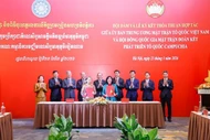 Nội dung thỏa thuận hợp tác giữa Mặt trận Việt Nam và Mặt trận Campuchia