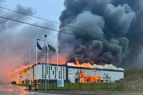 Đêm tấn công rực lửa, thị trưởng Lviv vô tình tiết lộ mục tiêu cho Nga 