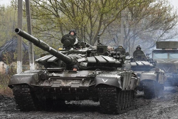 Chiến dịch phản công của Ukraine đối đầu với 4 tập đoàn quân Nga ở Pokrovsk