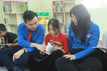 Đoàn Thanh niên VUSTA trao yêu thương đến trẻ em vùng cao Cổ Lũng