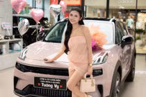 MC Truyền hình Quốc hội tậu xế hộp ở sinh nhật tuổi 23