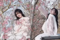 'Rich kid' Pun đốn tim với bộ ảnh check-in với hoa mai anh đào ngọt ngào