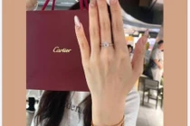 Hội chị em rộn ràng khoe quà ngày 20/10