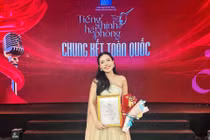 Soprano Kim Ngân xúc động khi giành Giải Nhất Tiếng hát Thính phòng Toàn quốc