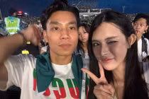 Bạn gái Văn Thanh tiết lộ được bạn trai yêu chiều hết nấc