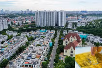 Vì sao không nên rút tiền tiết kiệm mua vàng?