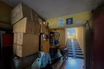 Những 'hộp diêm' giữa lòng Thủ đô: 3 thế hệ sống trong căn nhà 20m²