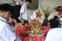 Rộn ràng vui Trung thu tại trường THPT chuyên Khoa học Tự nhiên