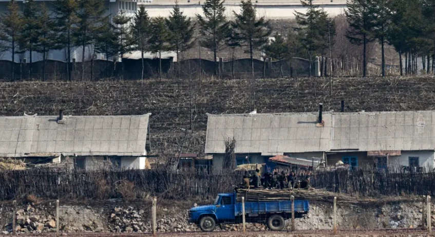 Kinh ngạc cuộc sống ở Triều Tiên nhìn từ biên giới Trung Quốc