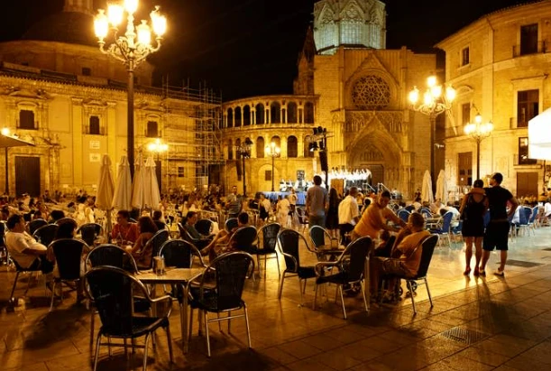 Ngã ngửa trước loạt điều “độc nhất vô nhị” ở Châu Âu