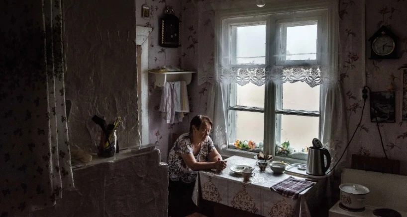 Cận cảnh cuộc sống người dân ở ngôi làng bị cát “nuốt chửng“