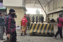 Đánh bom trụ sở cảnh sát ở Pakistan, nhiều người thiệt mạng