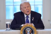 Tổng thống Trump nói về 'cơ hội cuối cùng' cho Iran