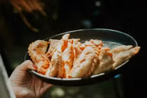 Người phụ nữ đầu độc 40 thành viên băng đảng để trả thù