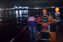 Chìm phà gần đảo Bali khiến nhiều người thiệt mạng, mất tích