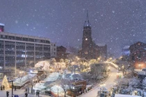 Cảnh tuyết rơi đầu mùa ở thủ đô Hàn Quốc