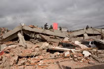 Mái nhà hàng đổ sập ở Brazil, nhiều người thương vong