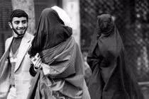 Cuộc sống phụ nữ Iran trước và sau cách mạng Hồi giáo 1979