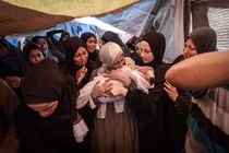 Israel tấn công nhà thờ ở Gaza, nhiều thương vong