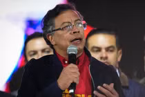 Venezuela lên án lệnh trừng phạt của Mỹ đối với Tổng thống Colombia