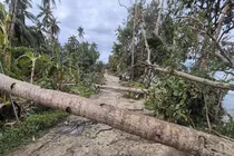 Hình ảnh bão Bualoi tàn phá Philippines, ít nhất 10 người thiệt mạng