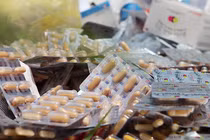 Công an vào cuộc vụ lượng thực phẩm chức năng "khủng" vứt ở TP HCM