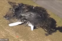 Hiện trường vụ hai máy bay va chạm trên không, 4 người thương vong