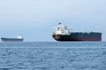 Khi nào eo biển Hormuz được mở lại?