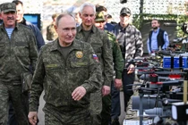 Ông Putin thị sát thao trường Mulino trong khuôn khổ tập trận Zapad-2025