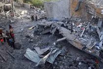 Israel tấn công dữ dội khắp Gaza, hơn 80 người thương vong