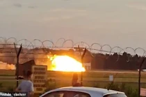 Hiện trường vụ chiến đấu cơ F-16 lao xuống đất phát nổ, phi công tử nạn