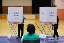 Toàn cảnh người dân Hàn Quốc đi bầu Tổng thống mới