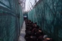 Bên trong nơi giam giữ tù nhân IS tại Iraq