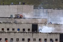 Bạo loạn kinh hoàng trong nhà tù, hàng chục người thương vong