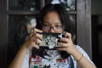 Indonesia bắt đầu hạn chế trẻ dưới 16 tuổi dùng mạng xã hội 