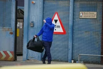 Nhà tù quá tải, Italy cân nhắc thả 10.000 tù nhân