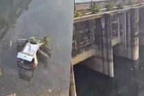 Ô tô trở về từ đám cưới lao xuống kênh, 5 người tử vong